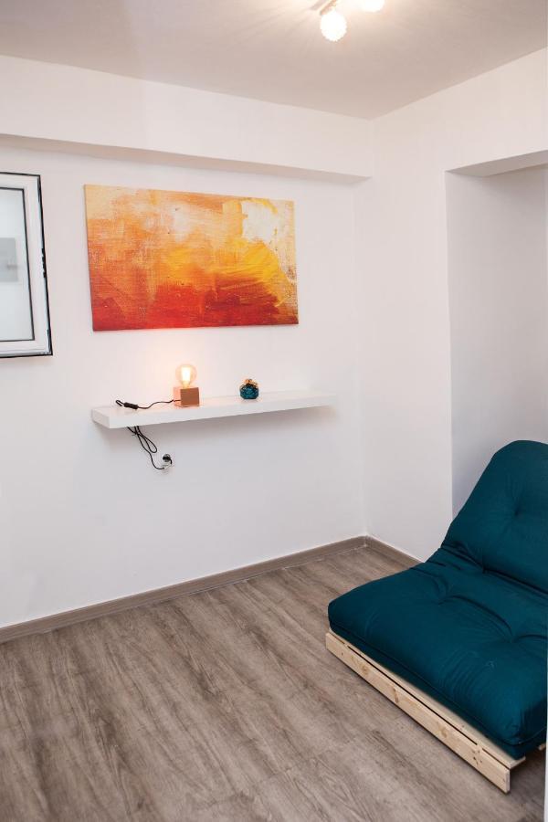 Stylish, Comfortable, Basement Loft-Like Apartment With Amenities Aten Exteriör bild