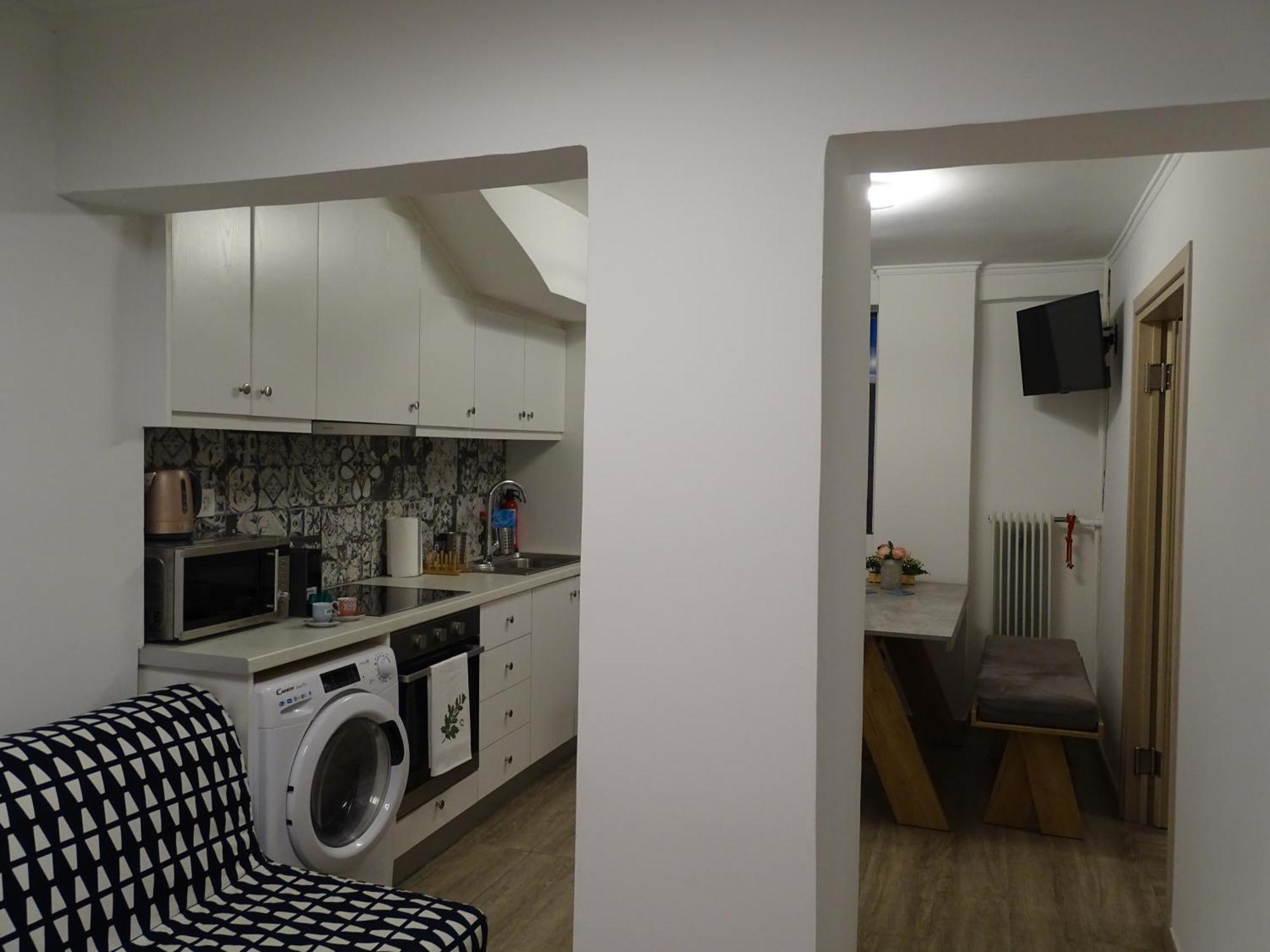 Stylish, Comfortable, Basement Loft-Like Apartment With Amenities Aten Exteriör bild