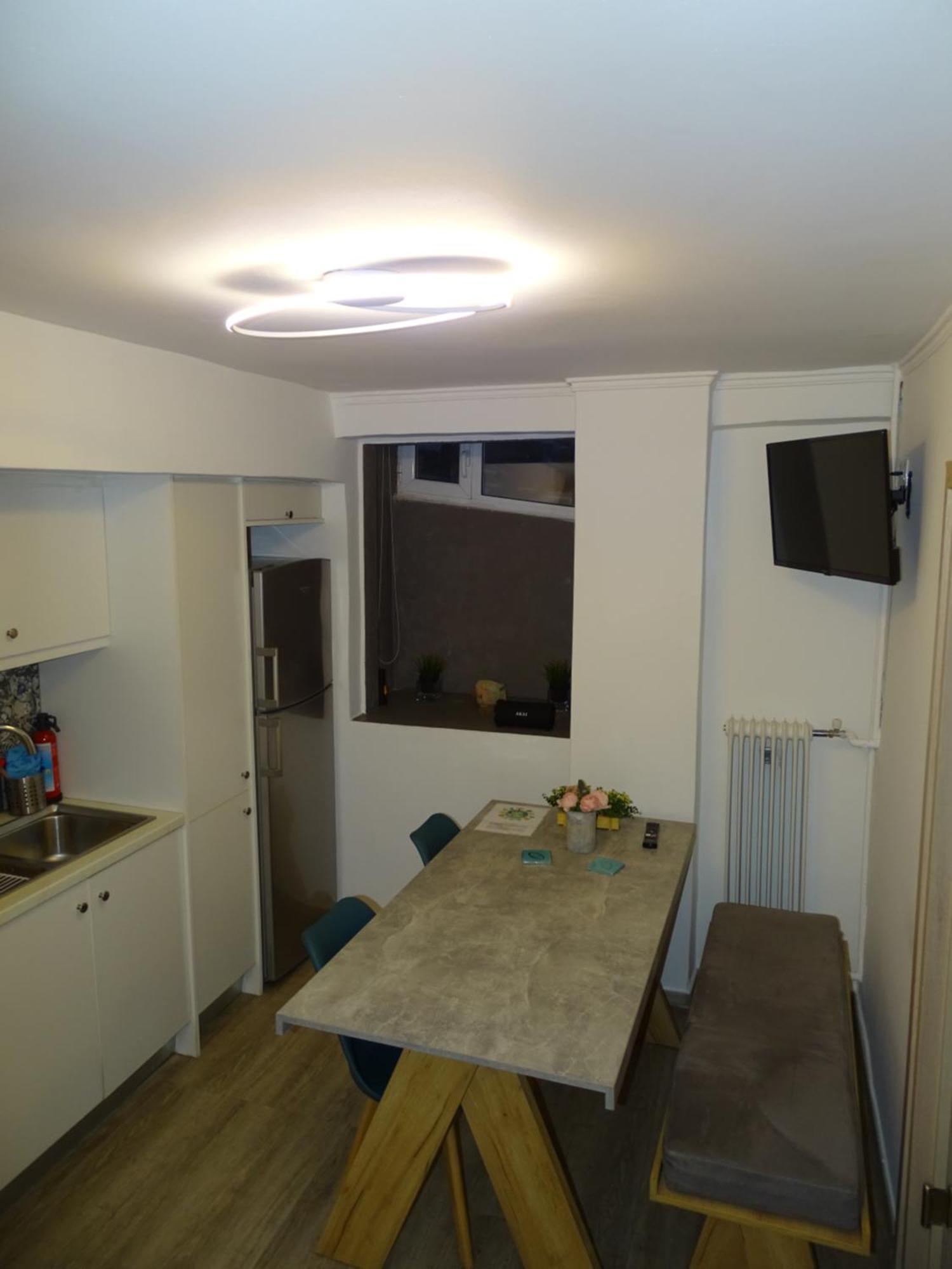 Stylish, Comfortable, Basement Loft-Like Apartment With Amenities Aten Exteriör bild